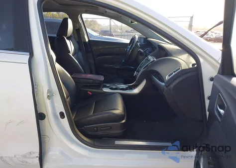 2018 Acura Tlx z USA, uszkodzony, nr VIN 19UUB2F31JA008758